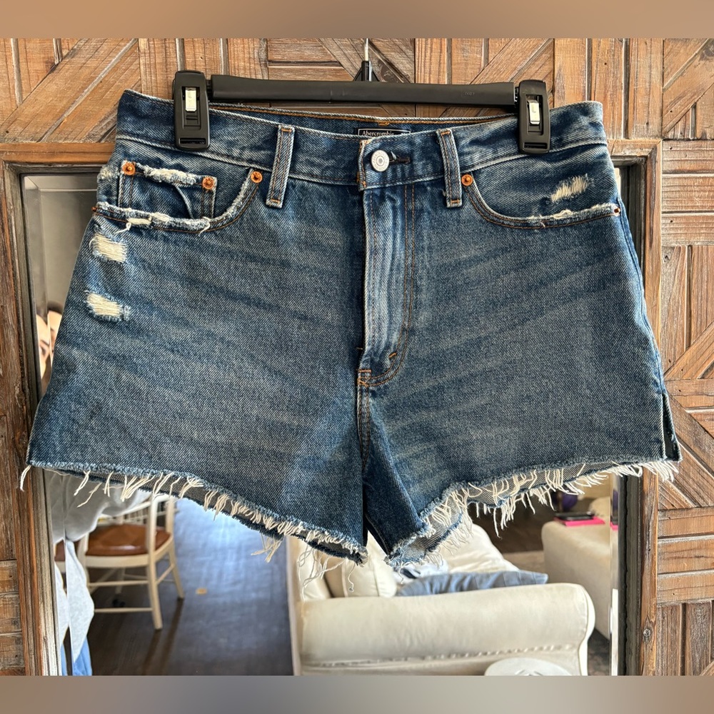 Abercrombie &Fitch Annie High Rise Short Size 28/6